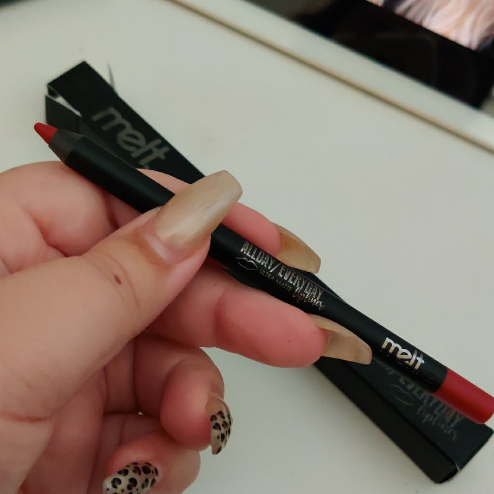 Melt Cosmetics All-day Everyday Matte Lipliner Amb